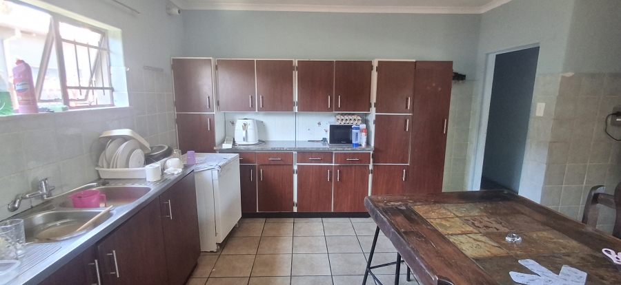 6 Bedroom Property for Sale in Pretoria Gardens Gauteng