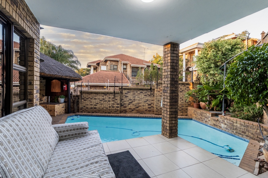 3 Bedroom Property for Sale in Erasmuskloof Gauteng
