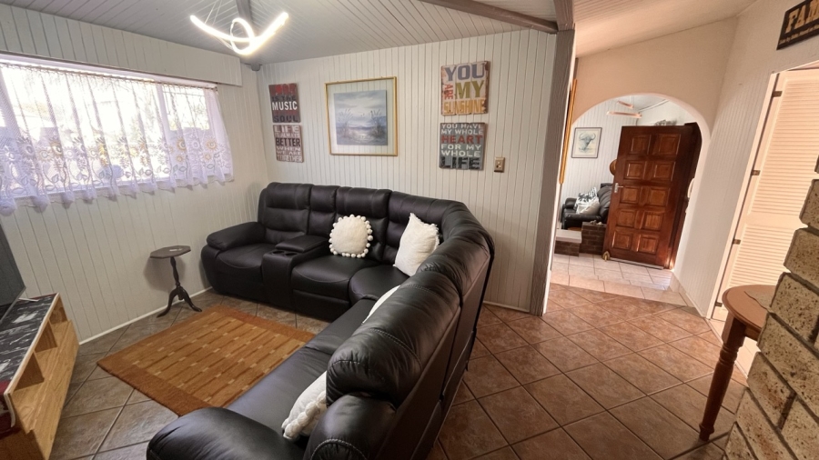 3 Bedroom Property for Sale in Verwoerdpark Gauteng