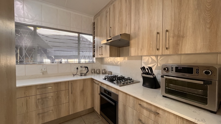 3 Bedroom Property for Sale in Verwoerdpark Gauteng