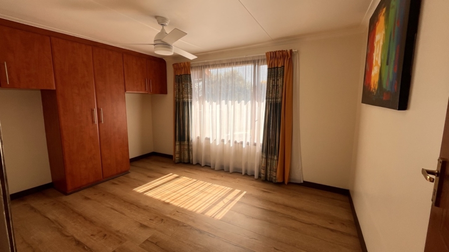 3 Bedroom Property for Sale in Verwoerdpark Gauteng