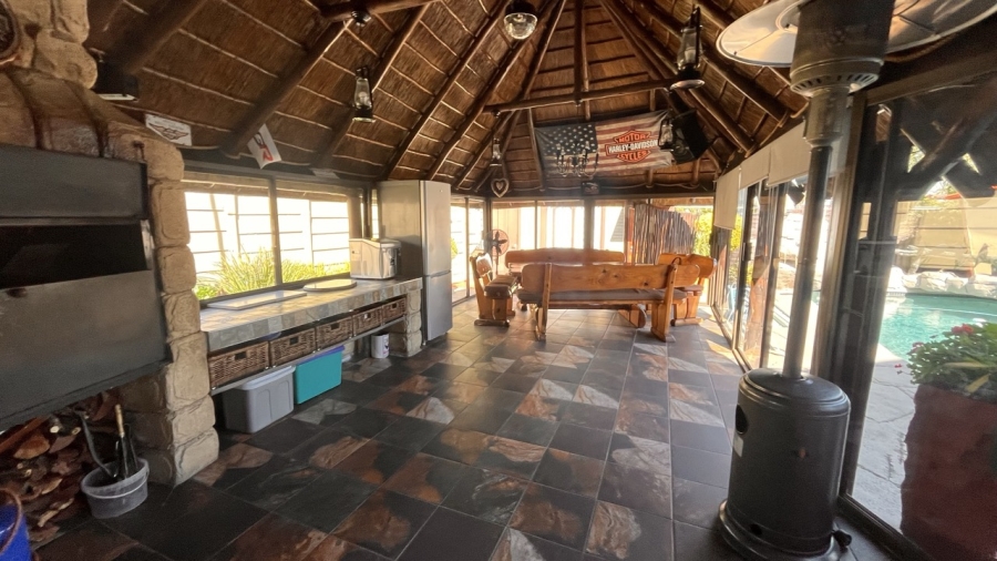3 Bedroom Property for Sale in Verwoerdpark Gauteng