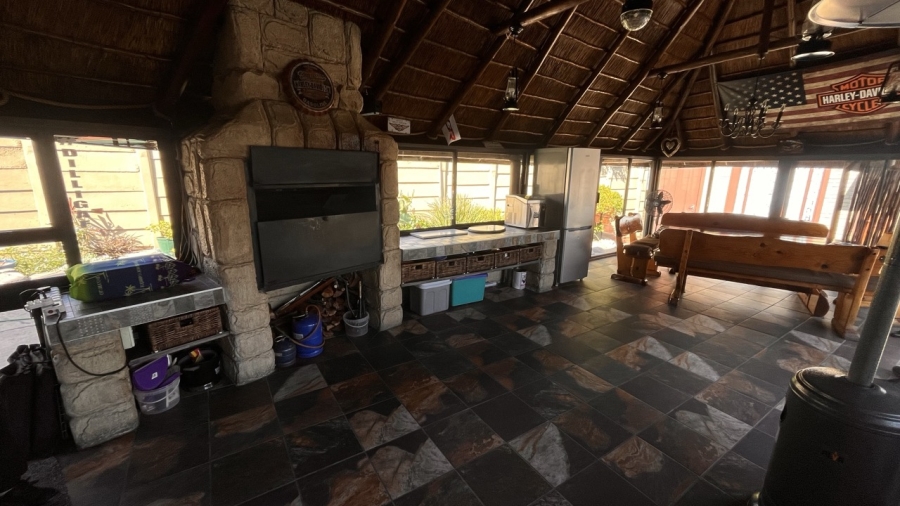 3 Bedroom Property for Sale in Verwoerdpark Gauteng