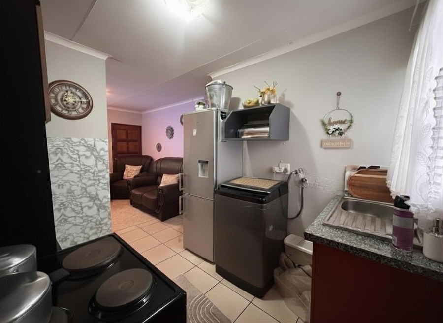 2 Bedroom Property for Sale in Vanderbijlpark CE 4 Gauteng