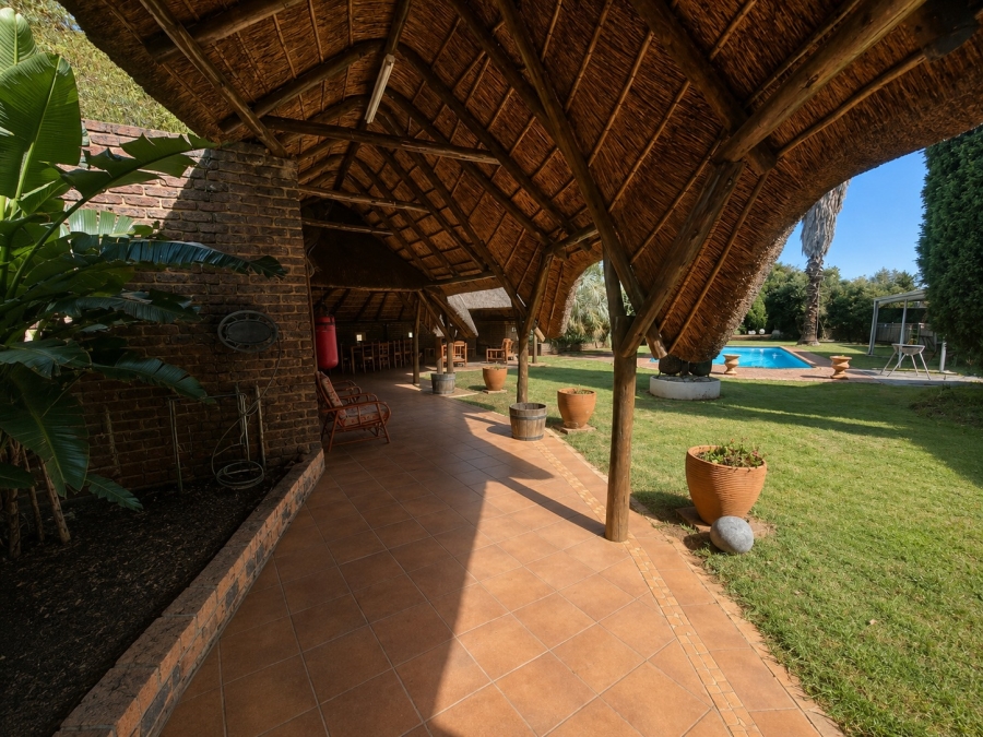 4 Bedroom Property for Sale in Boltonwold Gauteng
