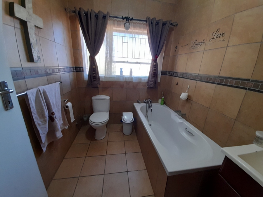 4 Bedroom Property for Sale in Meyerton Ext 6 Gauteng
