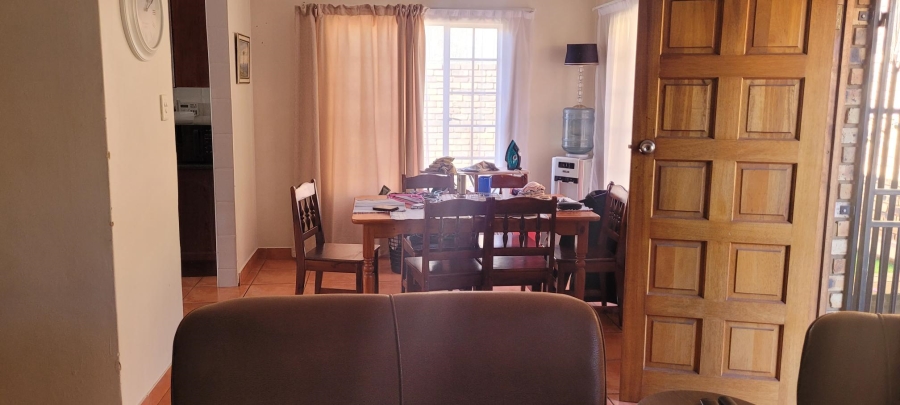 4 Bedroom Property for Sale in Pretoria Gardens Gauteng