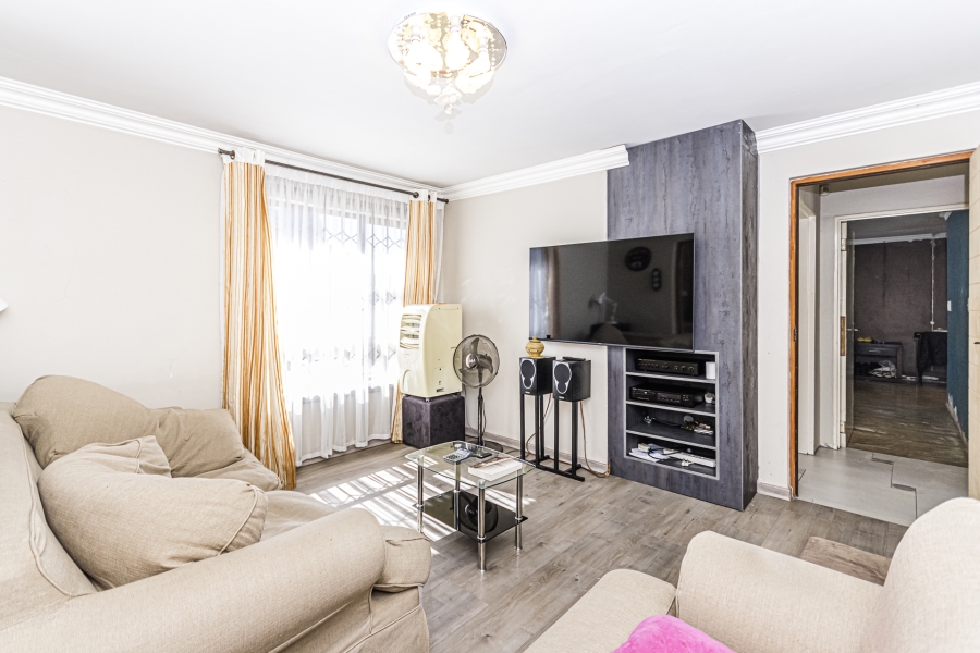 4 Bedroom Property for Sale in Cosmo City Gauteng
