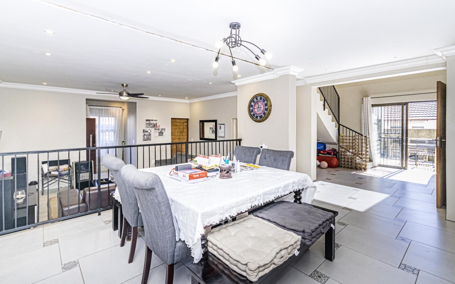 4 Bedroom Property for Sale in Cosmo City Gauteng