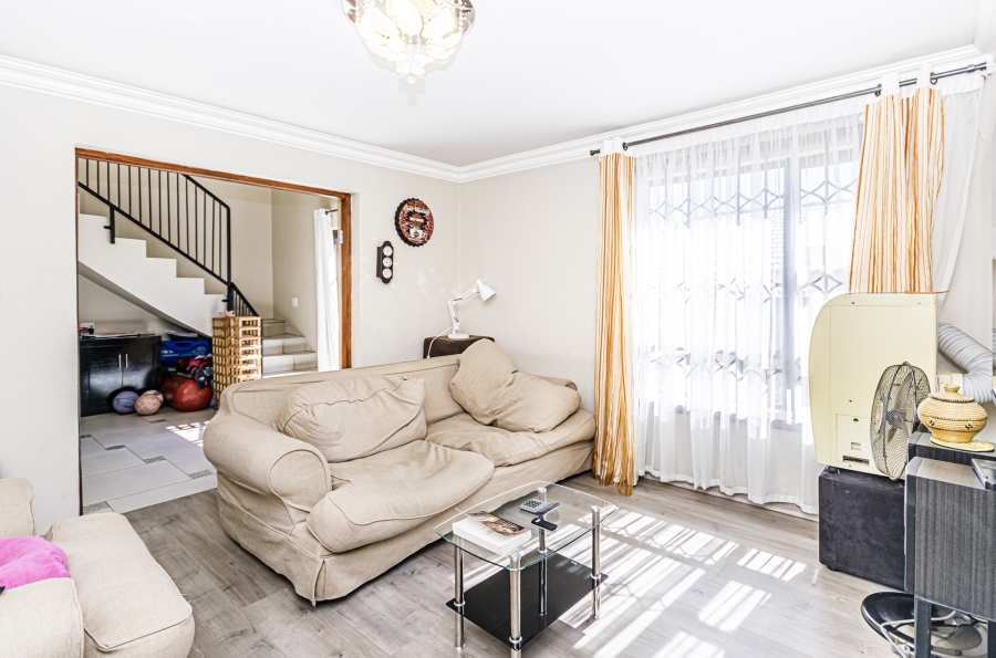 4 Bedroom Property for Sale in Cosmo City Gauteng