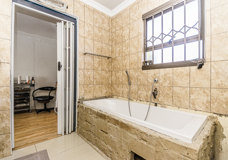 4 Bedroom Property for Sale in Cosmo City Gauteng