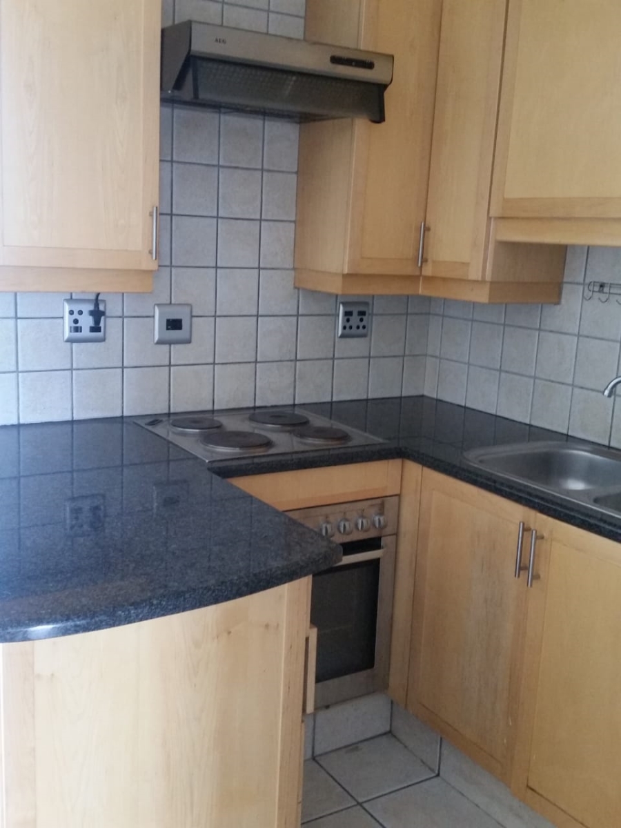 1 Bedroom Property for Sale in Bedfordview Gauteng
