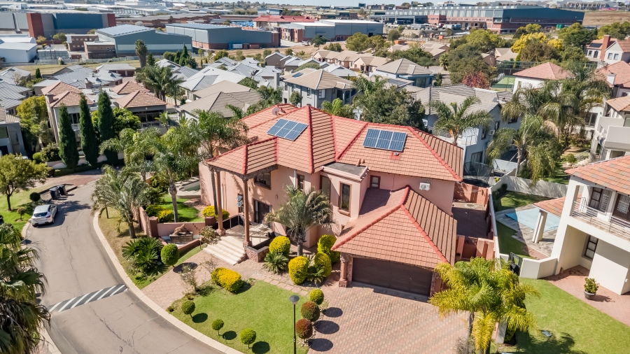 5 Bedroom Property for Sale in Valley View Estate Gauteng