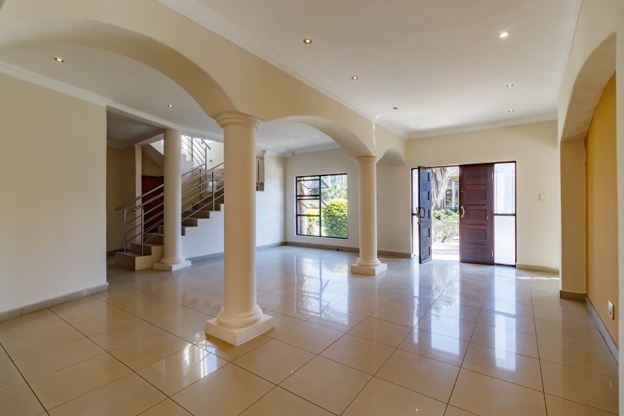 5 Bedroom Property for Sale in Valley View Estate Gauteng