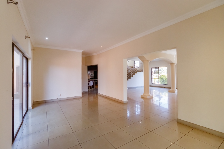 5 Bedroom Property for Sale in Valley View Estate Gauteng