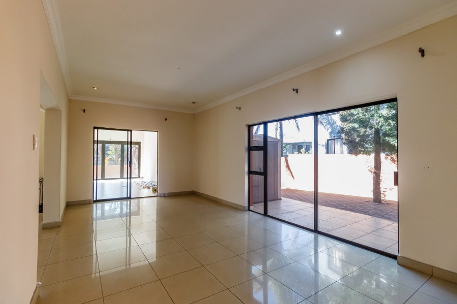 5 Bedroom Property for Sale in Valley View Estate Gauteng