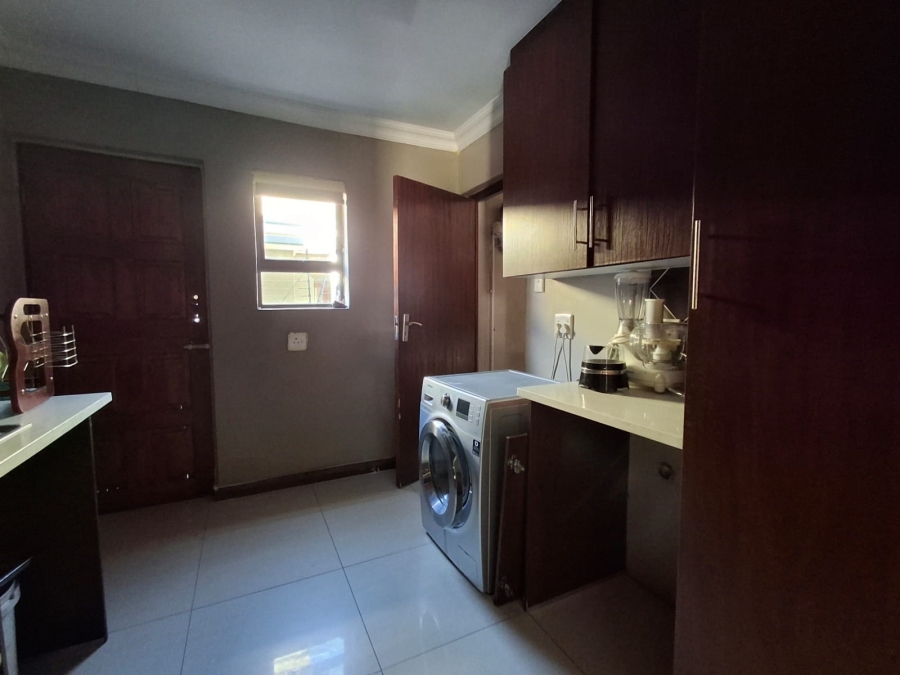 4 Bedroom Property for Sale in Theresa Park Gauteng