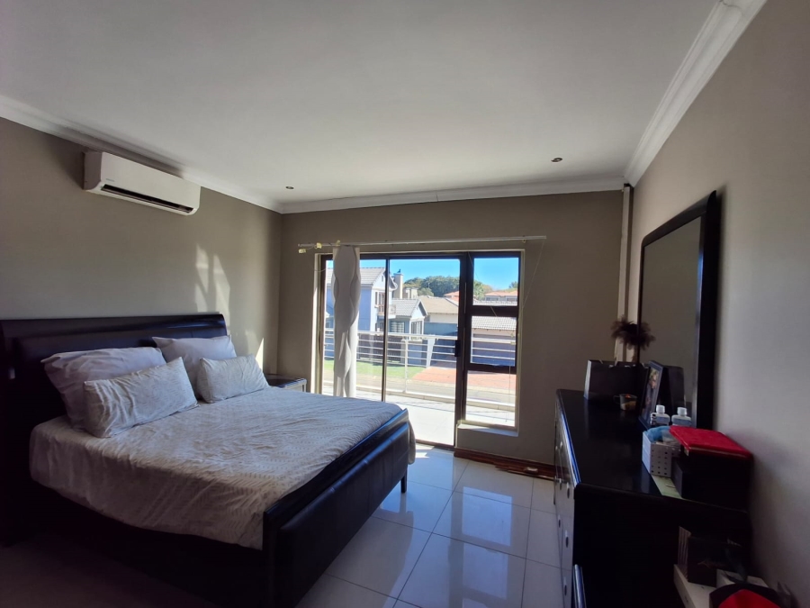 4 Bedroom Property for Sale in Theresa Park Gauteng