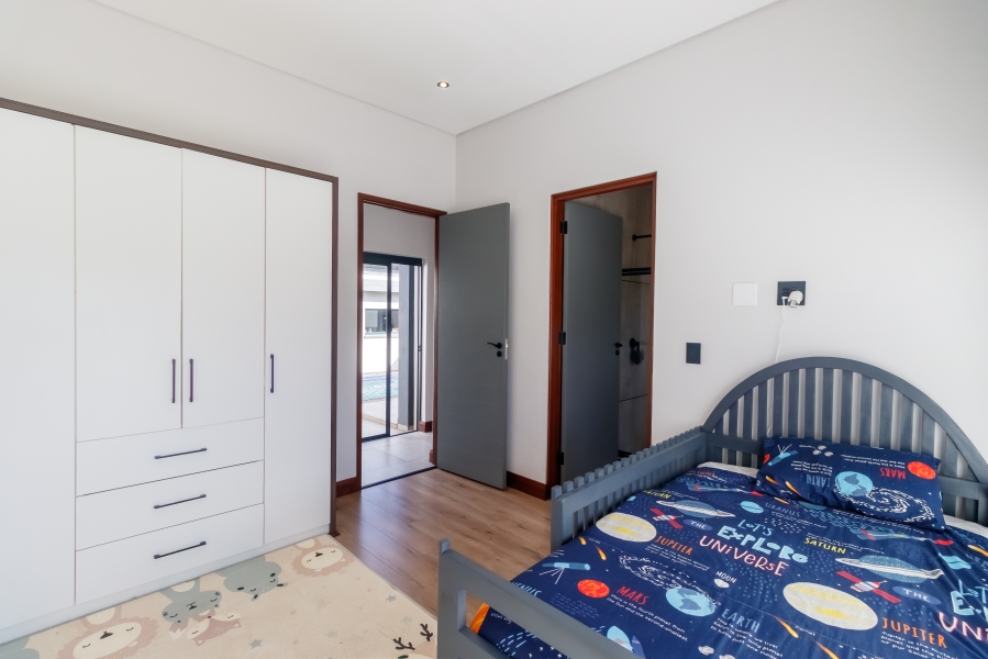 4 Bedroom Property for Sale in Midstream Estate Gauteng
