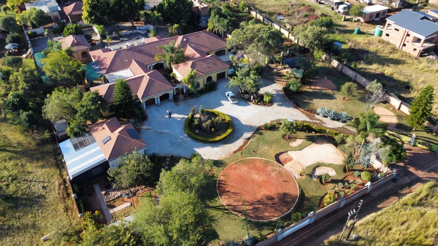 4 Bedroom Property for Sale in Hartebeeshoek Gauteng