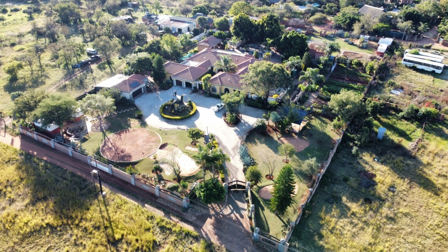 4 Bedroom Property for Sale in Hartebeeshoek Gauteng