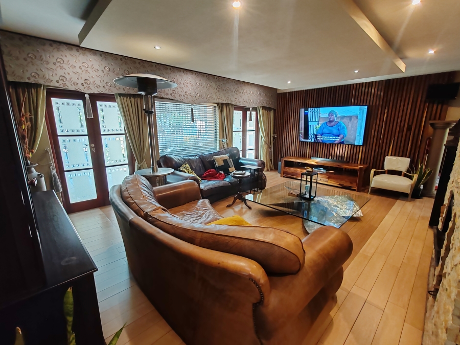 4 Bedroom Property for Sale in Hartebeeshoek Gauteng