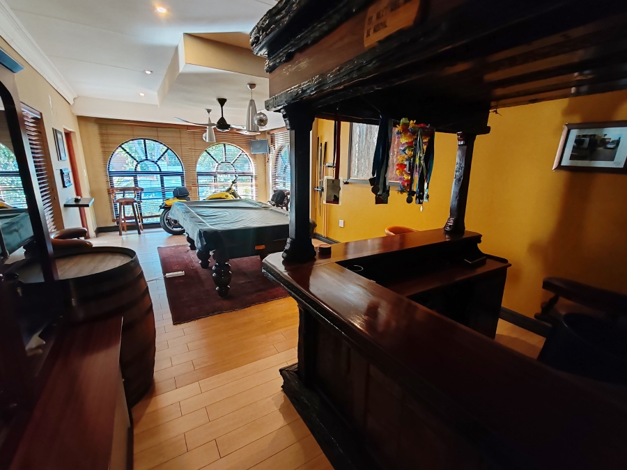 4 Bedroom Property for Sale in Hartebeeshoek Gauteng