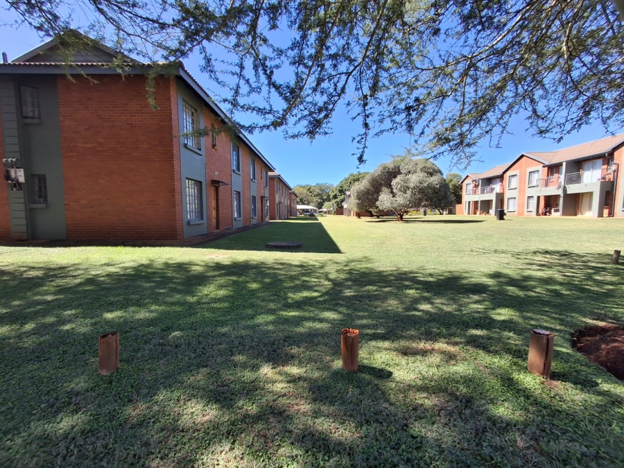 2 Bedroom Property for Sale in Theresa Park Gauteng