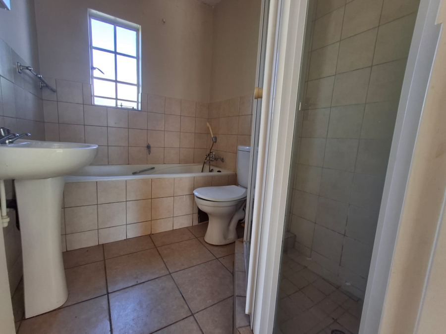 2 Bedroom Property for Sale in Theresa Park Gauteng