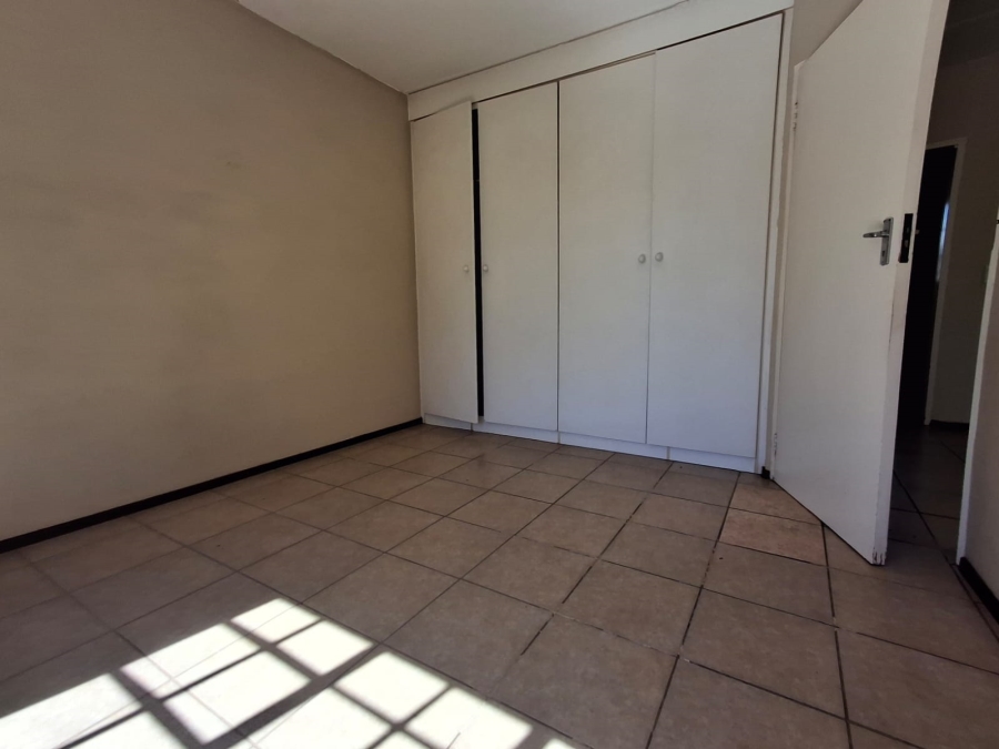 2 Bedroom Property for Sale in Theresa Park Gauteng