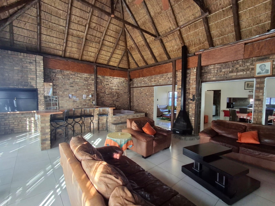 4 Bedroom Property for Sale in Theresa Park Gauteng