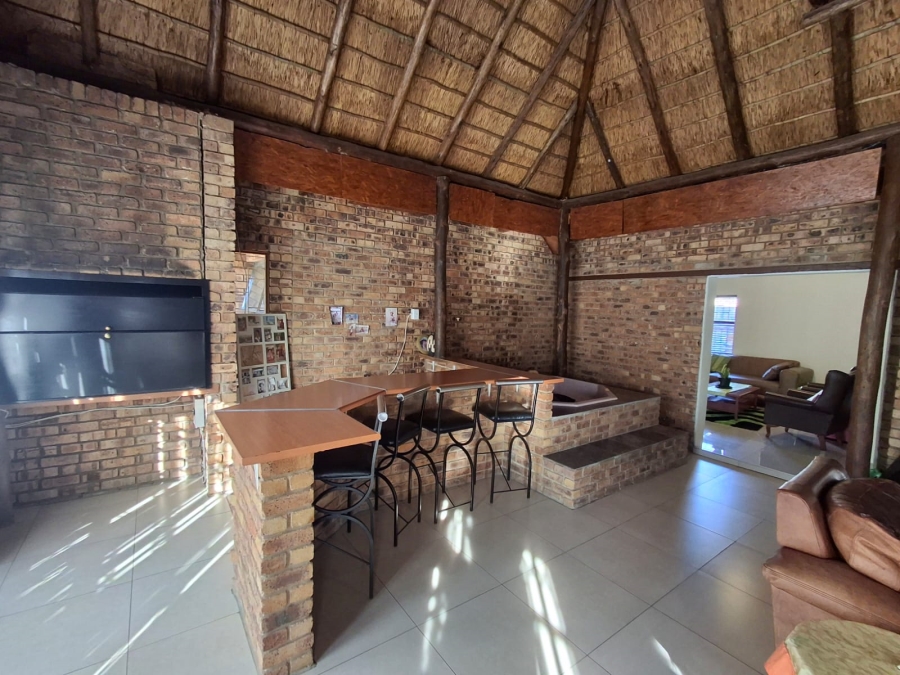 4 Bedroom Property for Sale in Theresa Park Gauteng