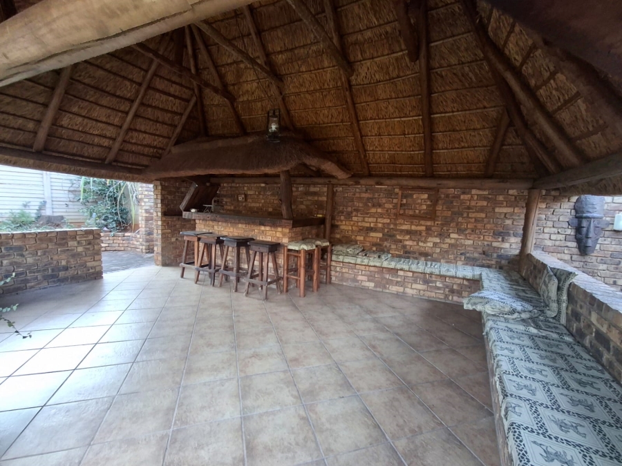 4 Bedroom Property for Sale in Theresa Park Gauteng