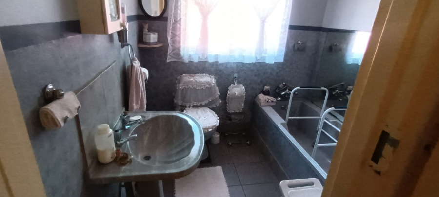 3 Bedroom Property for Sale in Suiderberg Gauteng