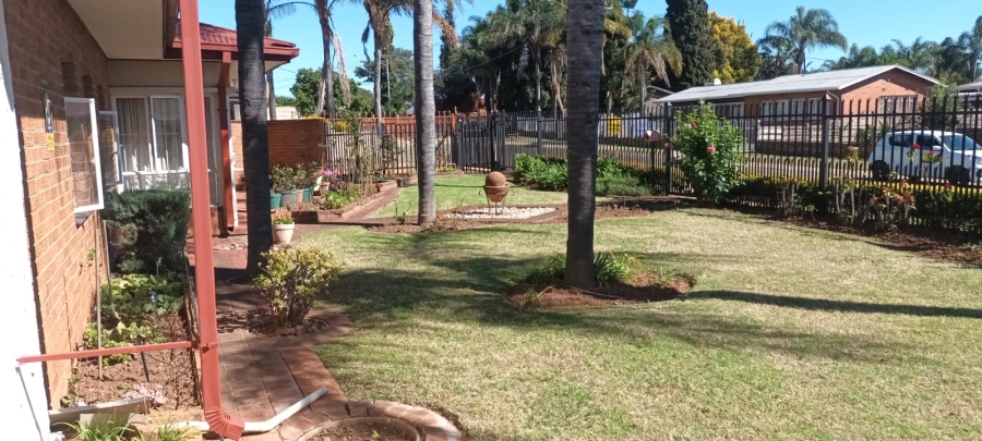 3 Bedroom Property for Sale in West Park Gauteng