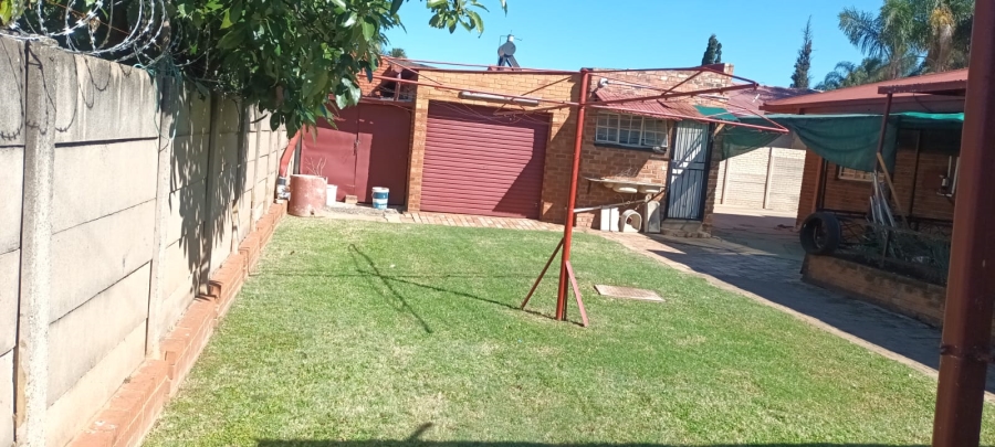 3 Bedroom Property for Sale in West Park Gauteng