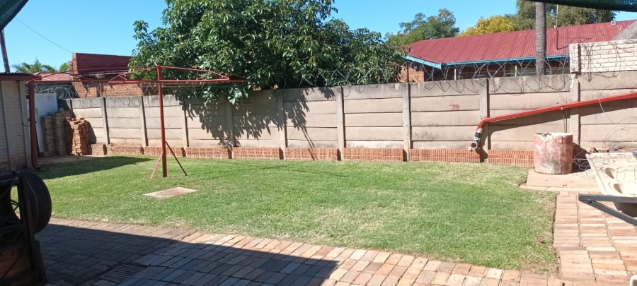 3 Bedroom Property for Sale in West Park Gauteng