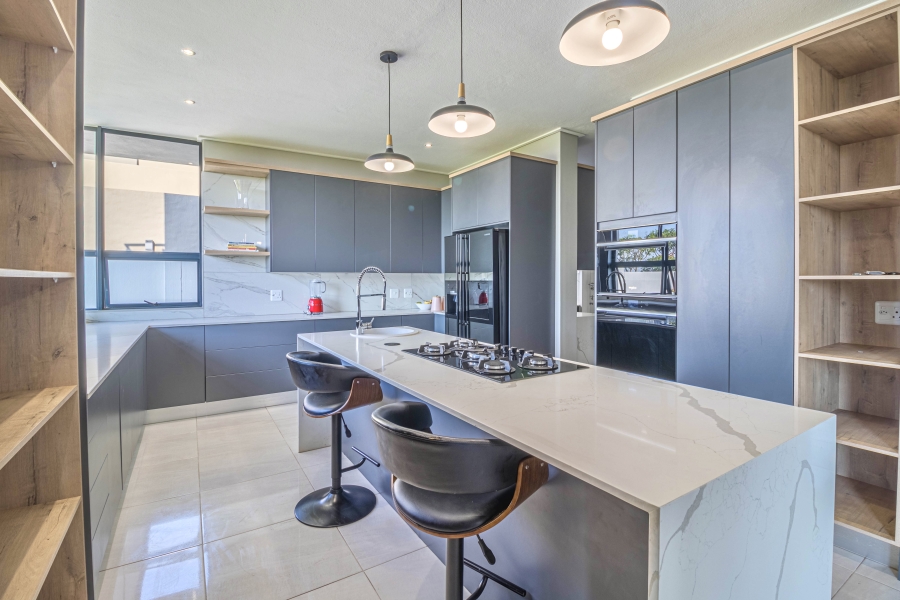 To Let 4 Bedroom Property for Rent in Midstream Heights Gauteng