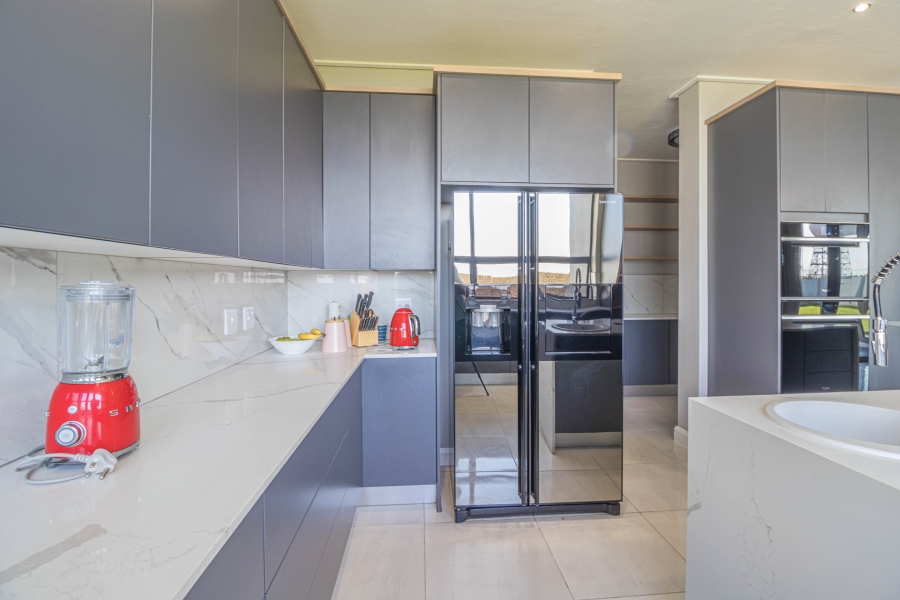 To Let 4 Bedroom Property for Rent in Midstream Heights Gauteng