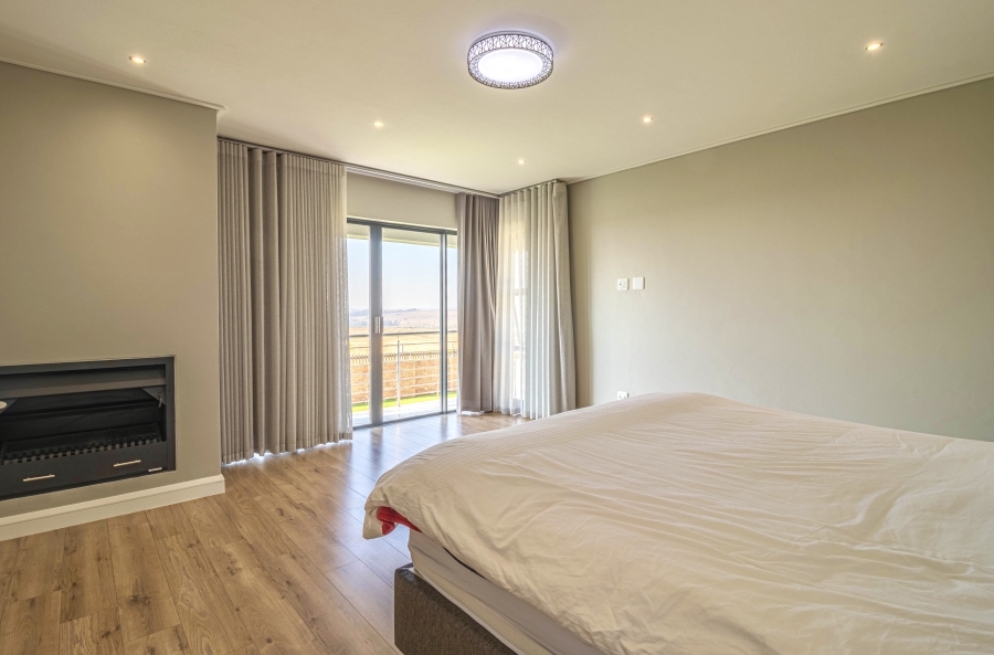 To Let 4 Bedroom Property for Rent in Midstream Heights Gauteng