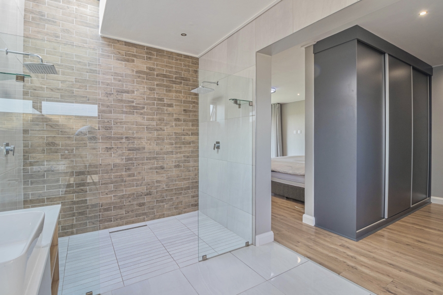 To Let 4 Bedroom Property for Rent in Midstream Heights Gauteng