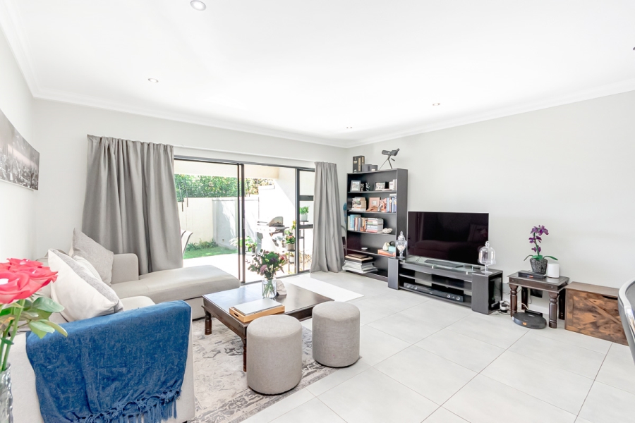 2 Bedroom Property for Sale in Morningside Manor Gauteng