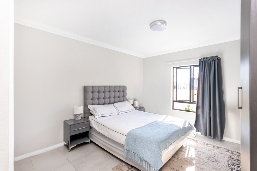 2 Bedroom Property for Sale in Morningside Manor Gauteng