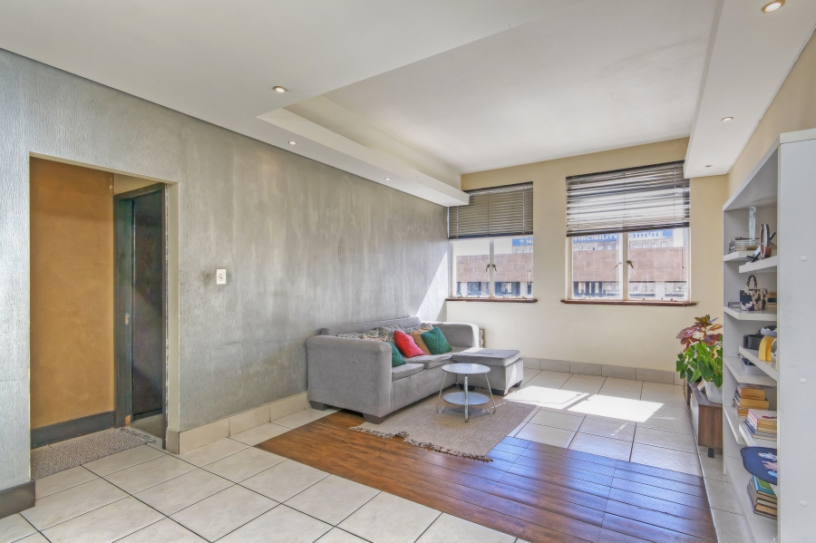 2 Bedroom Property for Sale in Ferreirasdorp Gauteng