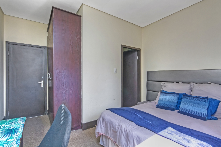 2 Bedroom Property for Sale in Ferreirasdorp Gauteng