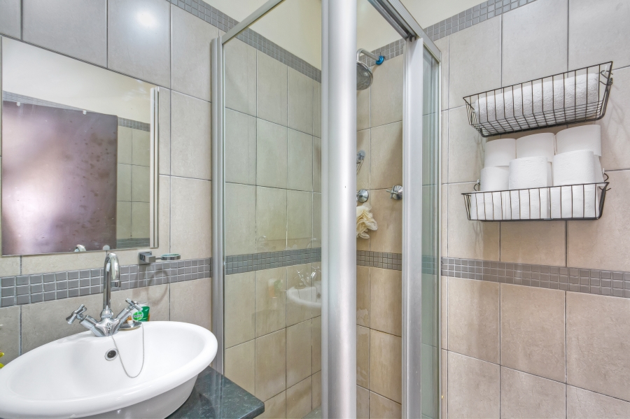 2 Bedroom Property for Sale in Ferreirasdorp Gauteng