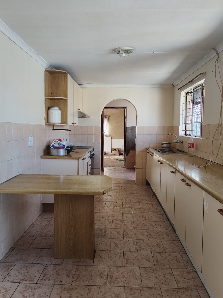 Commercial Property for Sale in Bedworth Park Gauteng