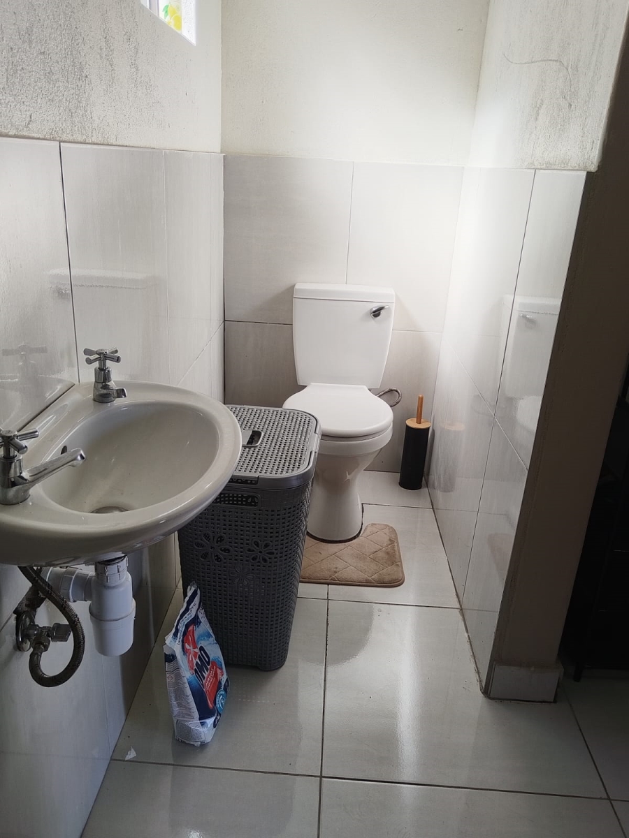 Commercial Property for Sale in Bedworth Park Gauteng