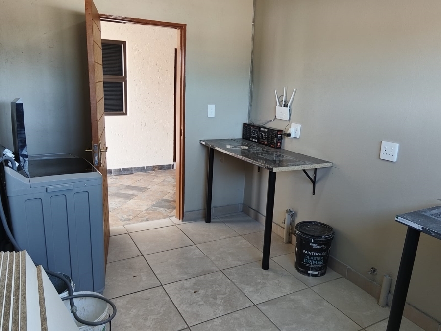 Commercial Property for Sale in Bedworth Park Gauteng