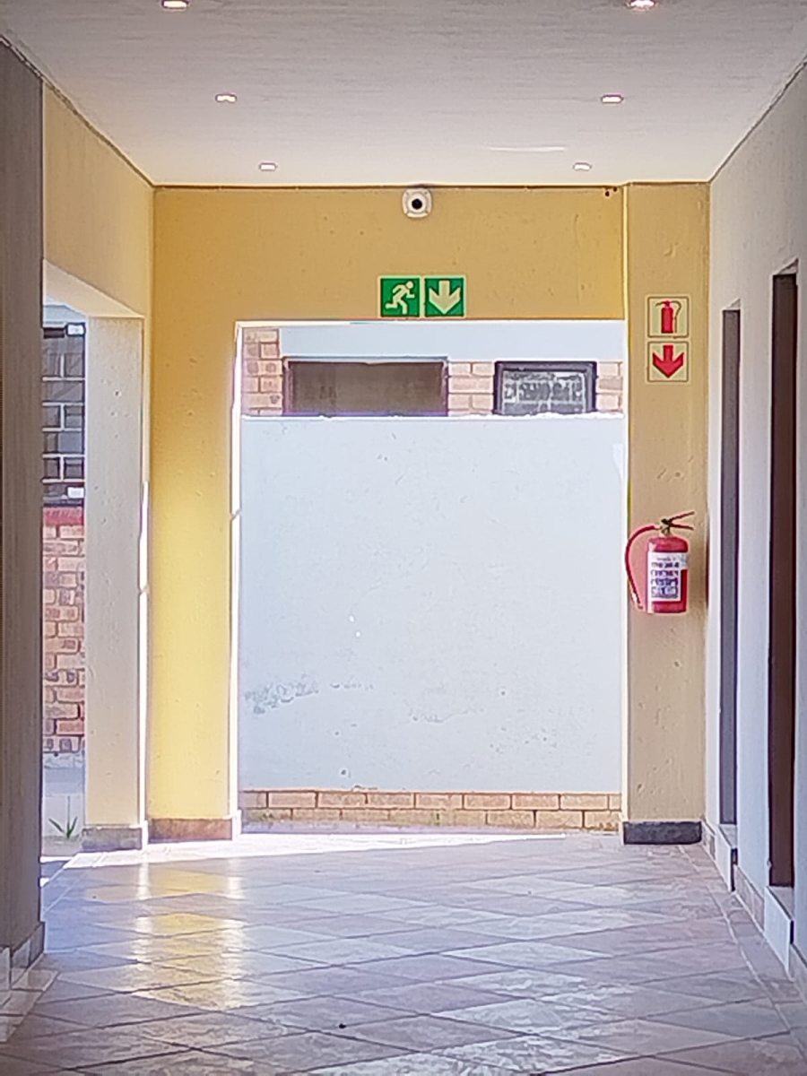 Commercial Property for Sale in Bedworth Park Gauteng